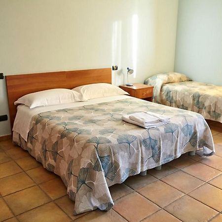 Al Casale B&B Cherasco Exterior foto